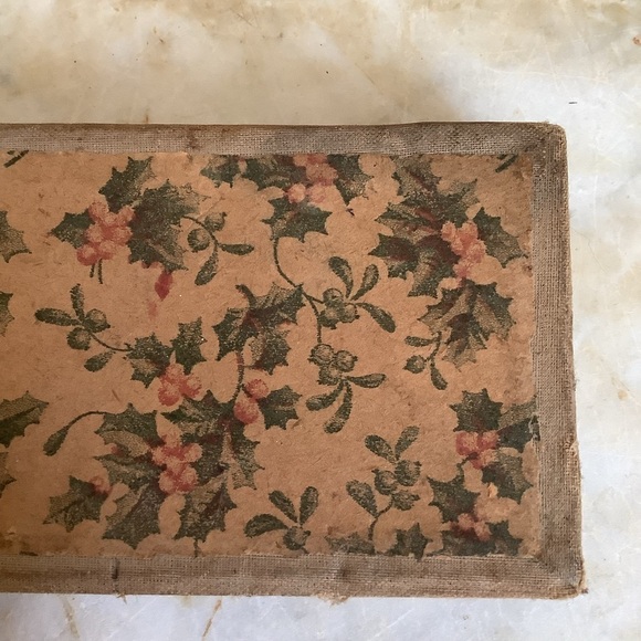 Victorian Antique Jewelry Glove Box - Picture 4 of 8